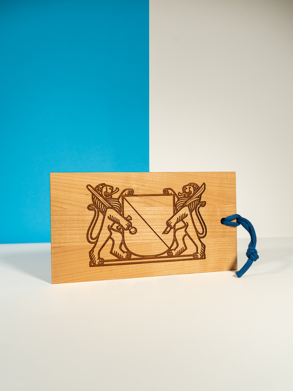 Schneid-Brettli mit Züri Wappen
